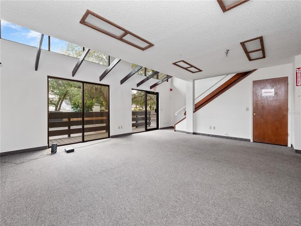 На продажу: $99,600 (0 спален, 0 ванн, 6133 Квадратных фут)