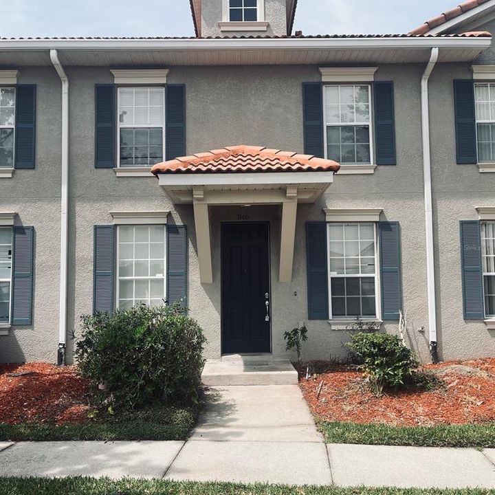 Activo con contrato: $289,000 (3 camas, 2 baños, 1540 Pies cuadrados)