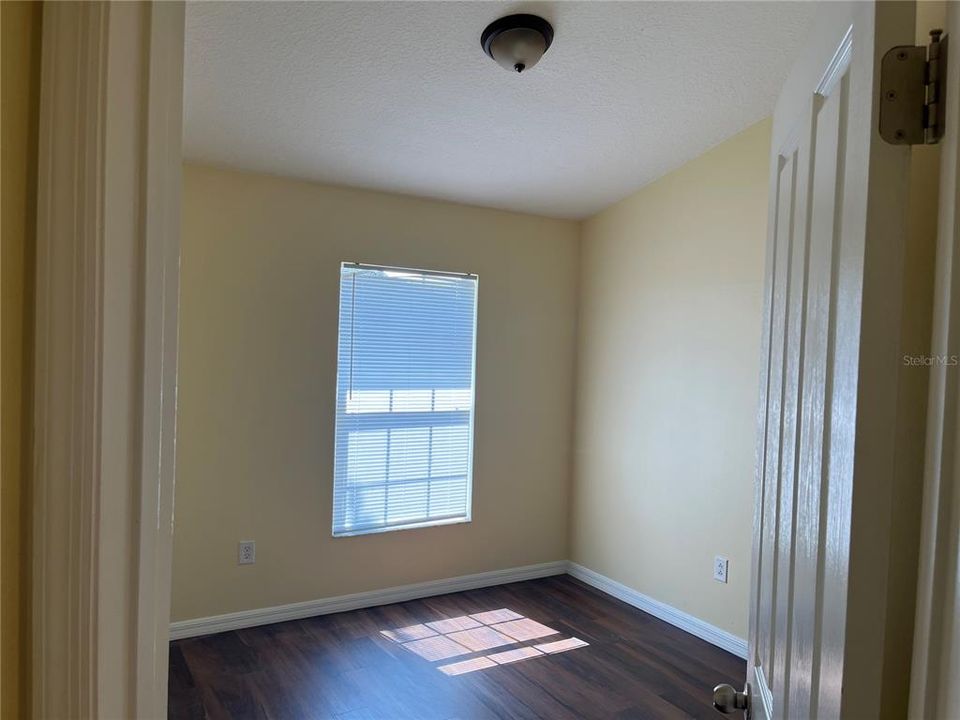 Activo con contrato: $289,000 (3 camas, 2 baños, 1540 Pies cuadrados)