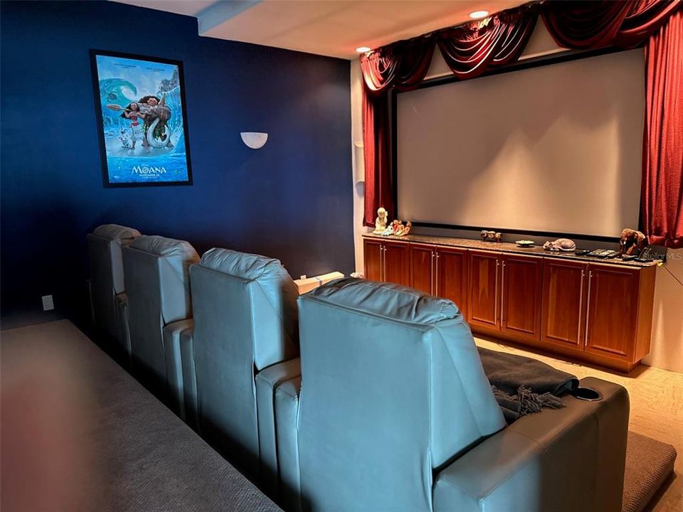 На продажу: $3,900,000 (4 спален, 4 ванн, 7378 Квадратных фут)