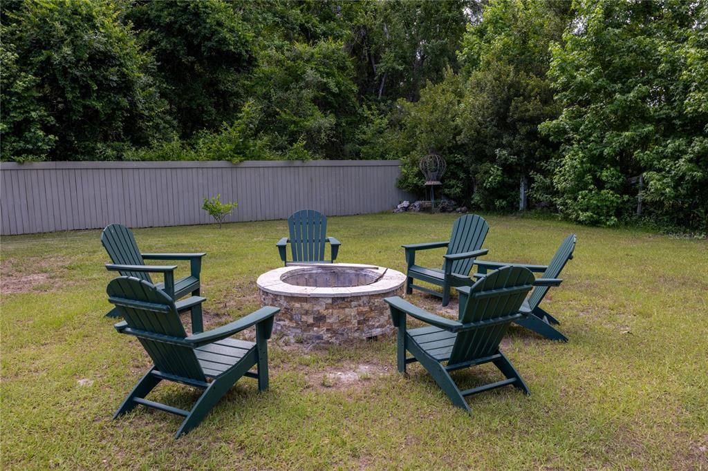 待售: $865,000 (4 贝兹, 4 浴室, 3732 平方英尺)