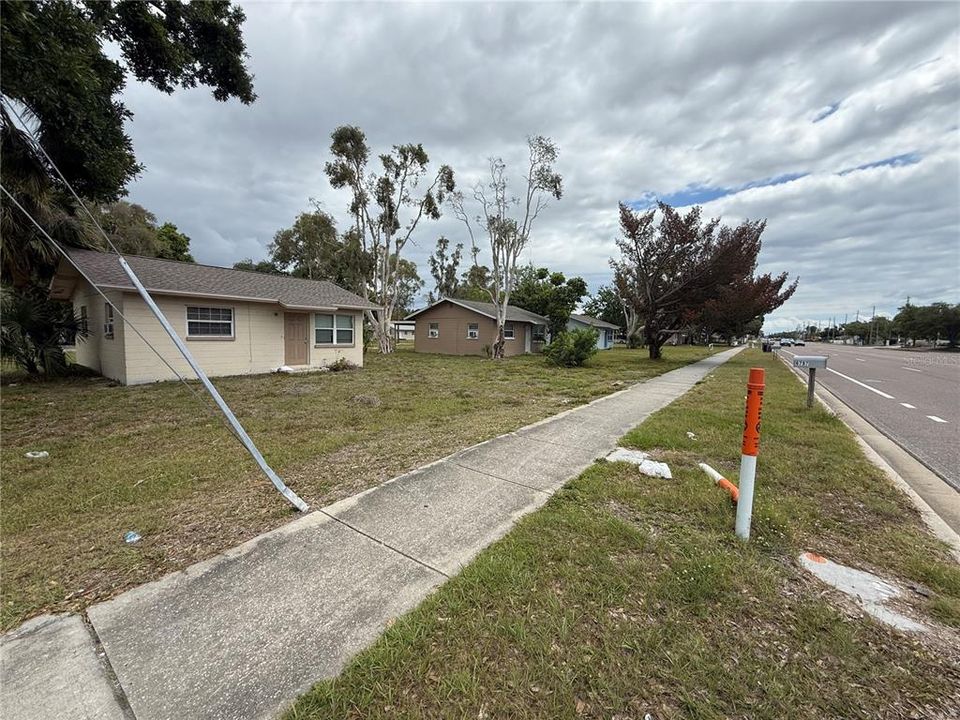 For Sale: $3,000,000 (28 beds, 0 baths, 624 Square Feet)