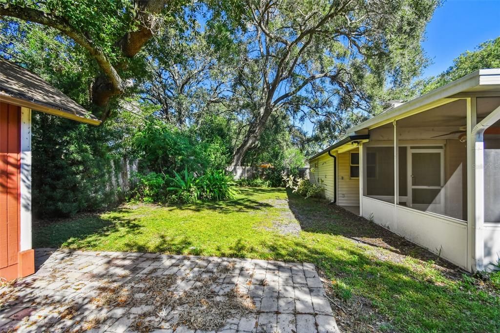 На продажу: $649,000 (4 спален, 3 ванн, 2084 Квадратных фут)