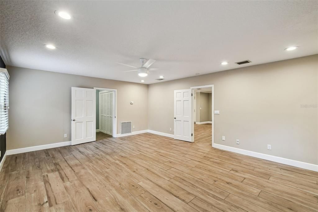 На продажу: $649,000 (4 спален, 3 ванн, 2084 Квадратных фут)