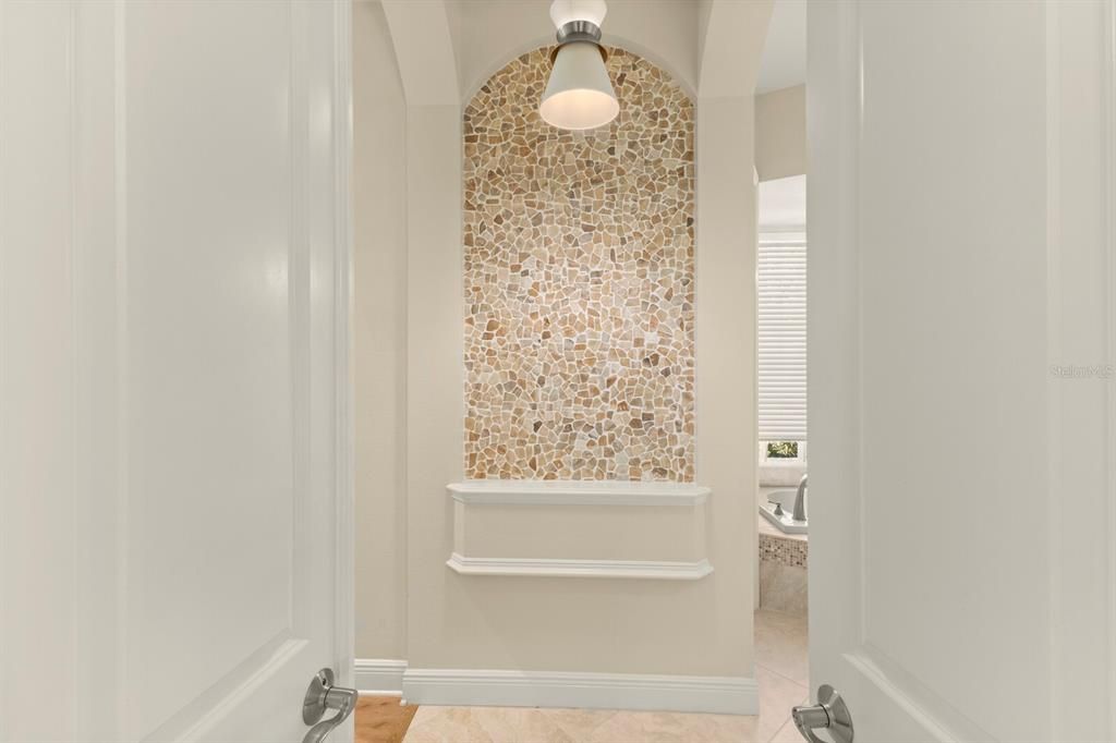 На продажу: $1,049,000 (4 спален, 3 ванн, 3339 Квадратных фут)