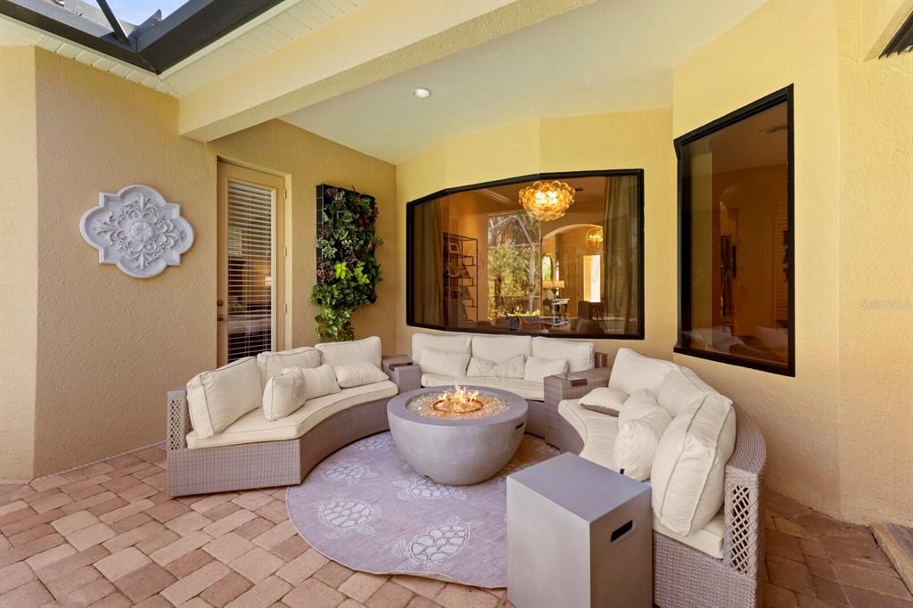 На продажу: $1,049,000 (4 спален, 3 ванн, 3339 Квадратных фут)