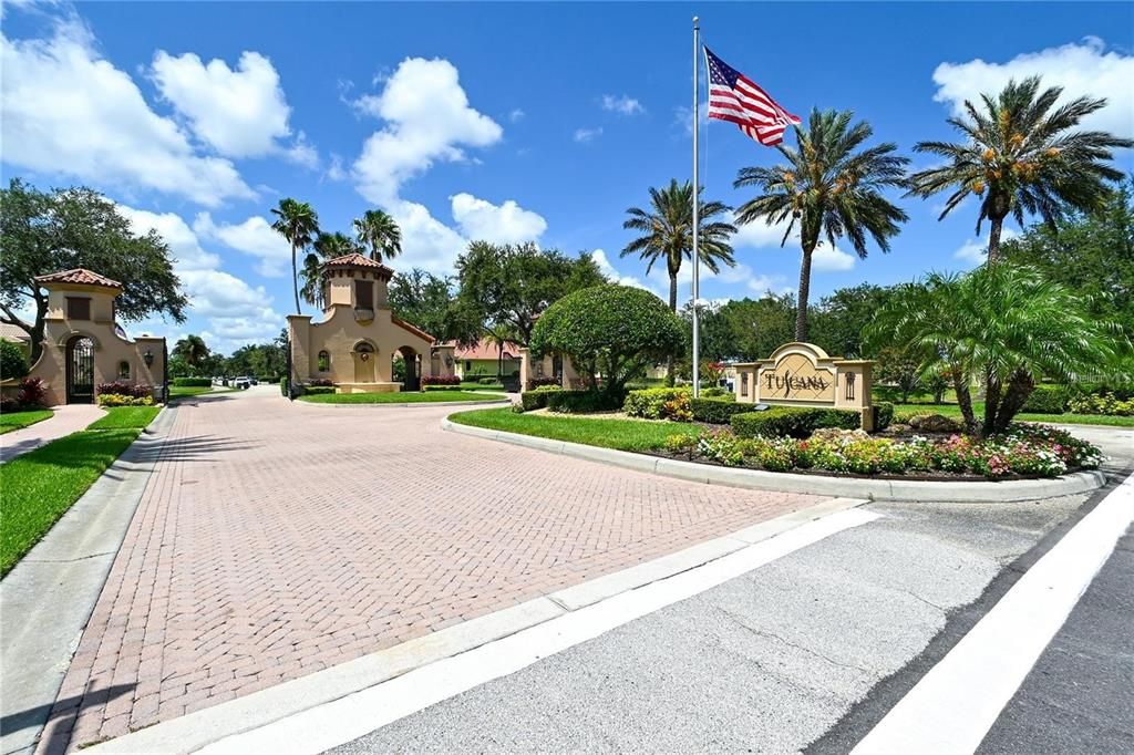 На продажу: $1,049,000 (4 спален, 3 ванн, 3339 Квадратных фут)