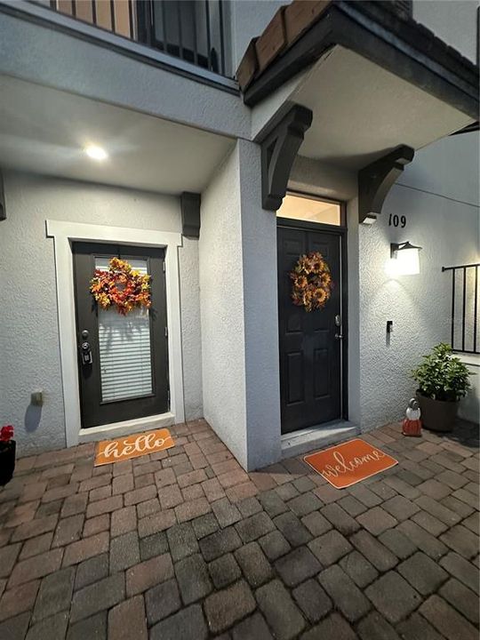 合同活跃: $218,900 (2 贝兹, 2 浴室, 1464 平方英尺)