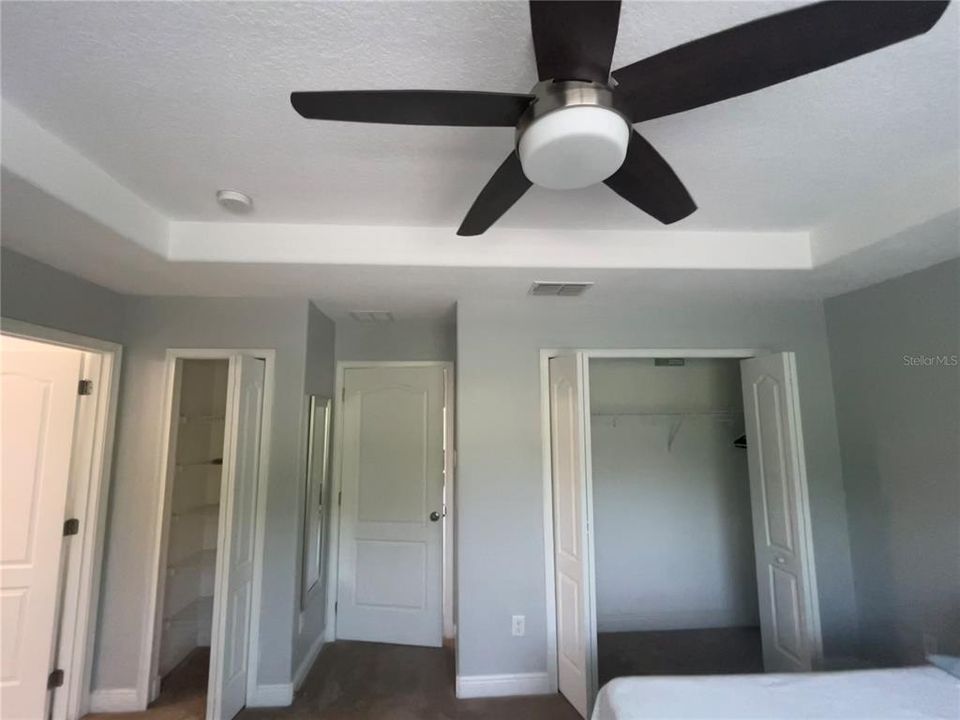 合同活跃: $218,900 (2 贝兹, 2 浴室, 1464 平方英尺)