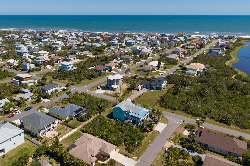 待售: $229,000 (0.21 acres)