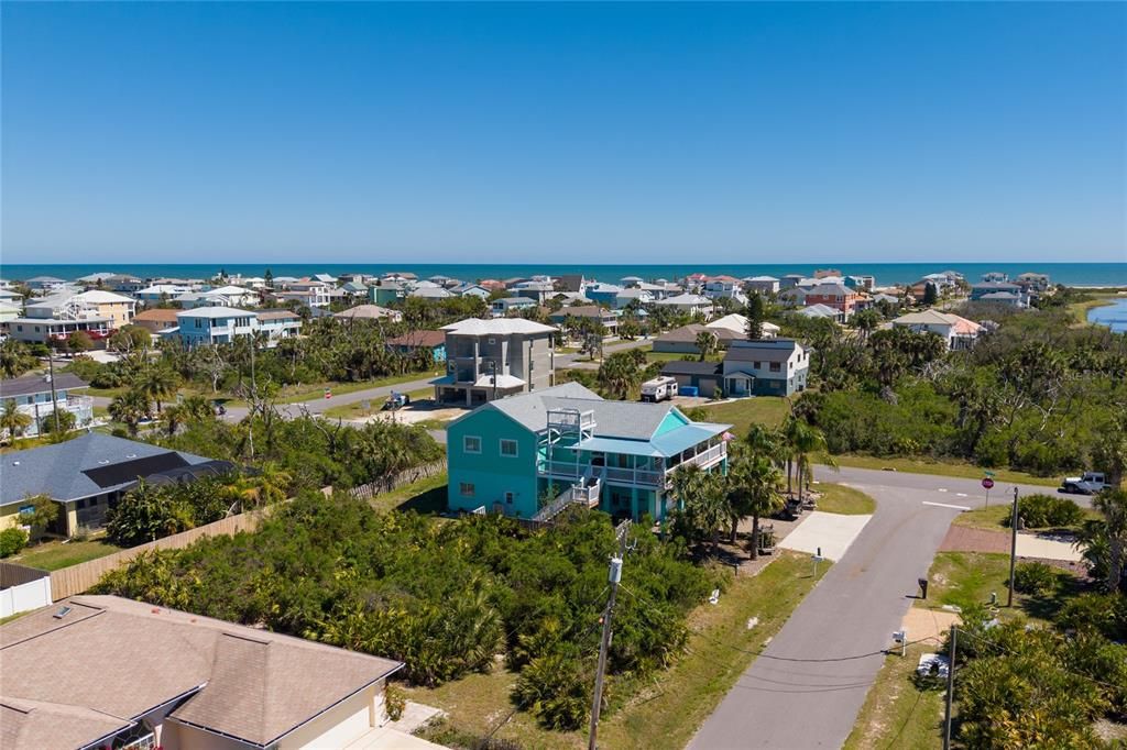 待售: $229,000 (0.21 acres)