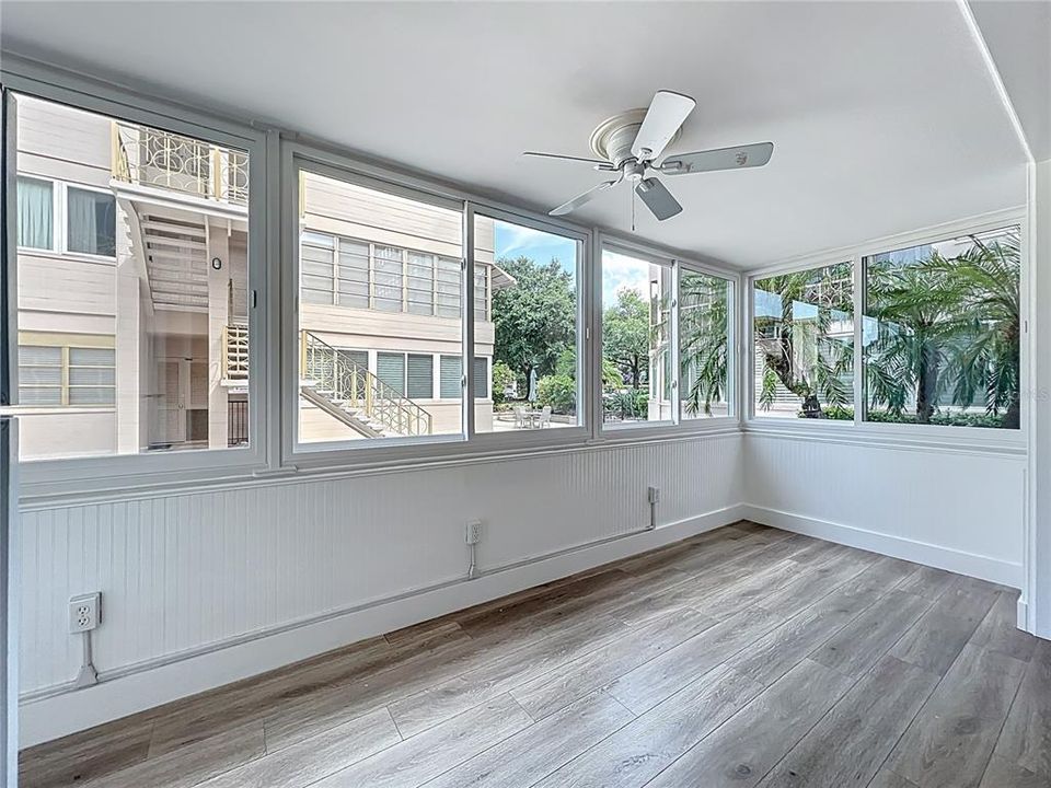 На продажу: $359,000 (1 спален, 1 ванн, 482 Квадратных фут)