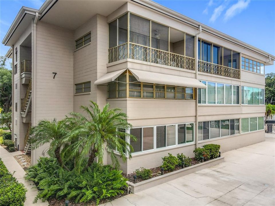 На продажу: $359,000 (1 спален, 1 ванн, 482 Квадратных фут)