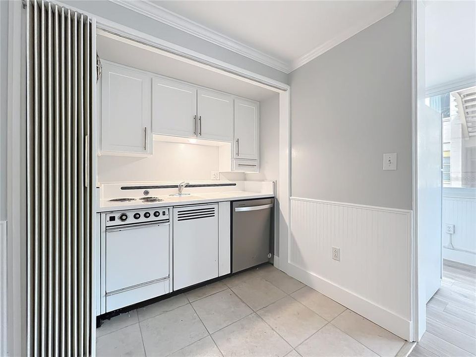 На продажу: $359,000 (1 спален, 1 ванн, 482 Квадратных фут)