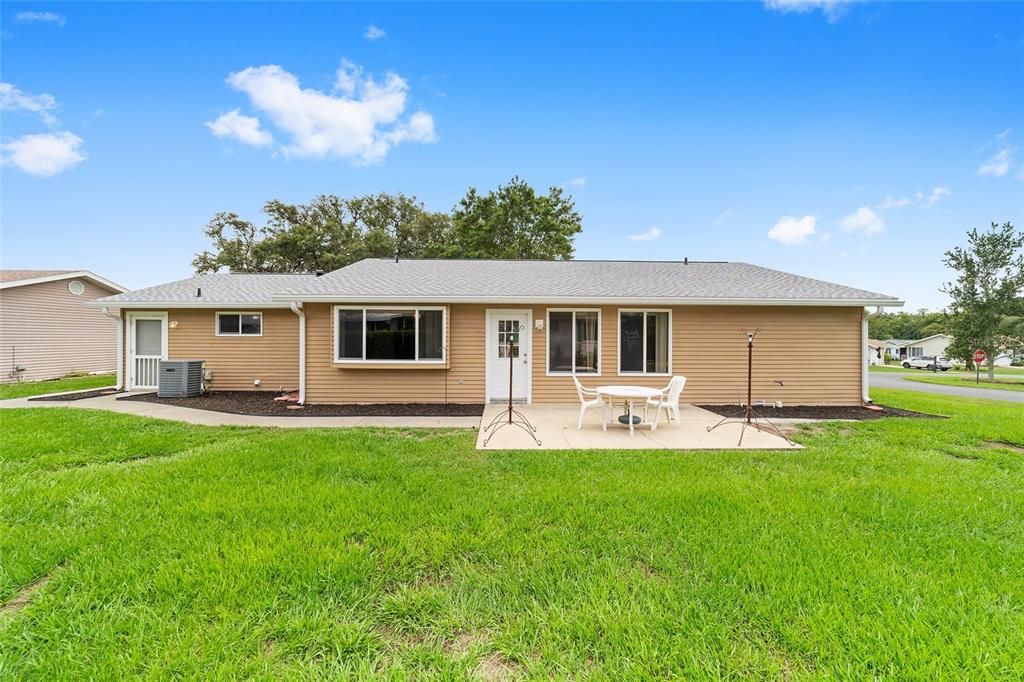 For Sale: $230,000 (3 beds, 2 baths, 1528 Square Feet)