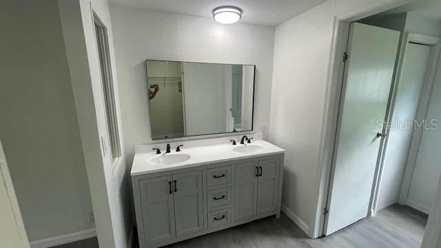 For Sale: $185,900 (3 beds, 2 baths, 1646 Square Feet)