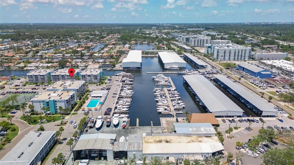 合同活跃: $175,000 (2 贝兹, 2 浴室, 1145 平方英尺)