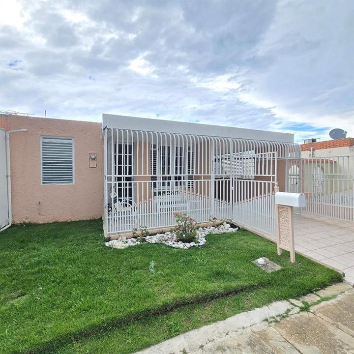 Vendido Recientemente: $175,000 (3 camas, 1 baños, 1080 Pies cuadrados)