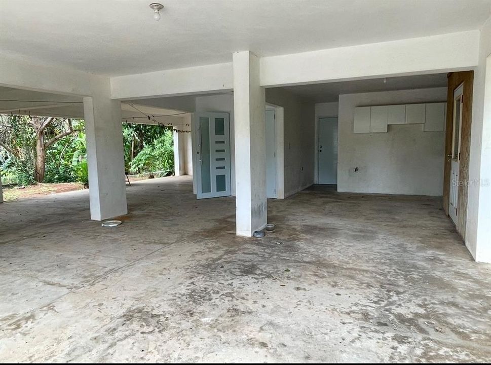 For Sale: $358,000 (3 beds, 2 baths, 1377 Square Feet)