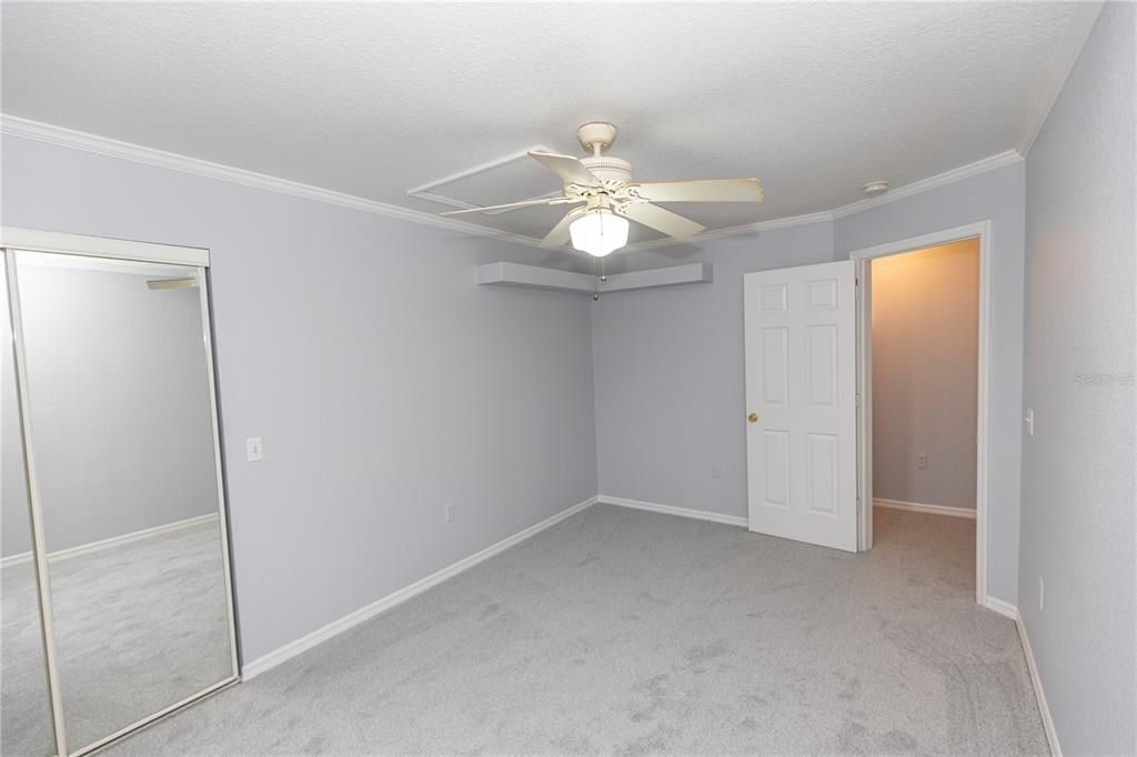 Под контрактом: $898,777 (4 спален, 4 ванн, 2655 Квадратных фут)