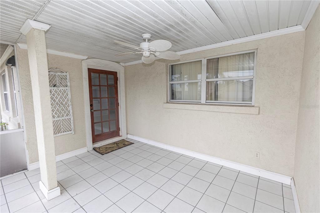 Под контрактом: $898,777 (4 спален, 4 ванн, 2655 Квадратных фут)