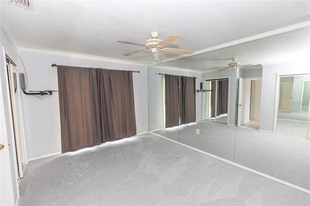 Под контрактом: $898,777 (4 спален, 4 ванн, 2655 Квадратных фут)