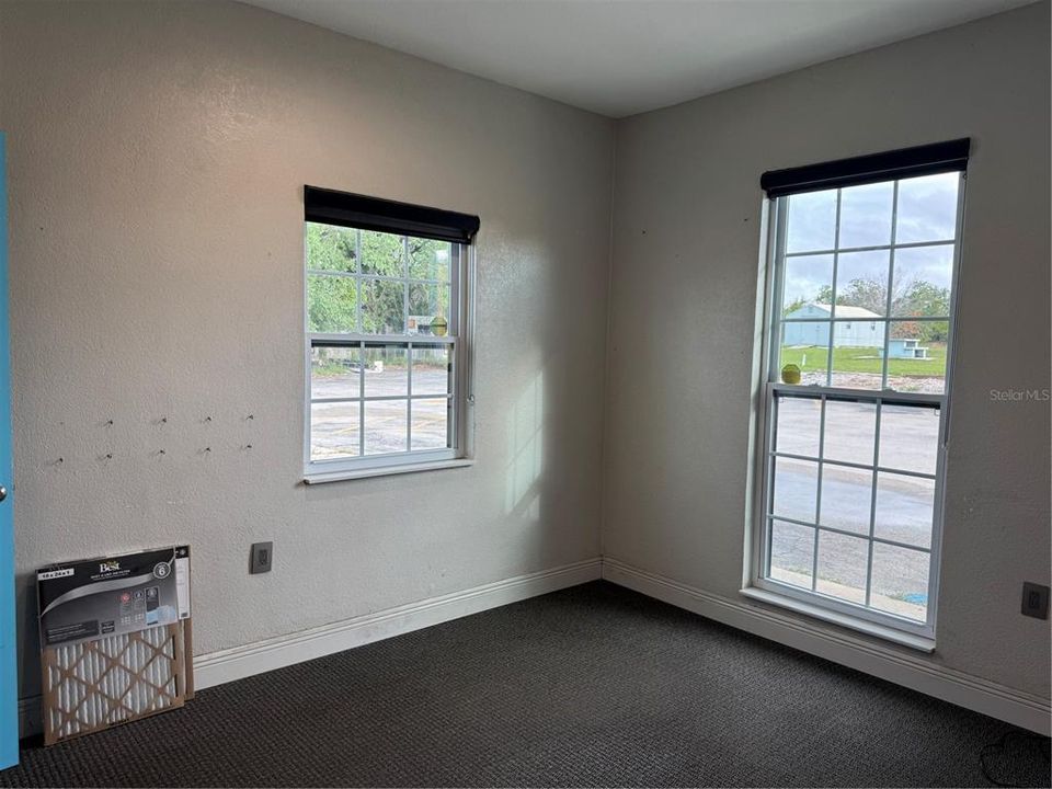 For Sale: $324,900 (0 beds, 0 baths, 1597 Square Feet)