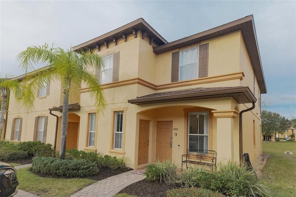 Recently Sold: $289,000 (4 beds, 3 baths, 1856 Square Feet)