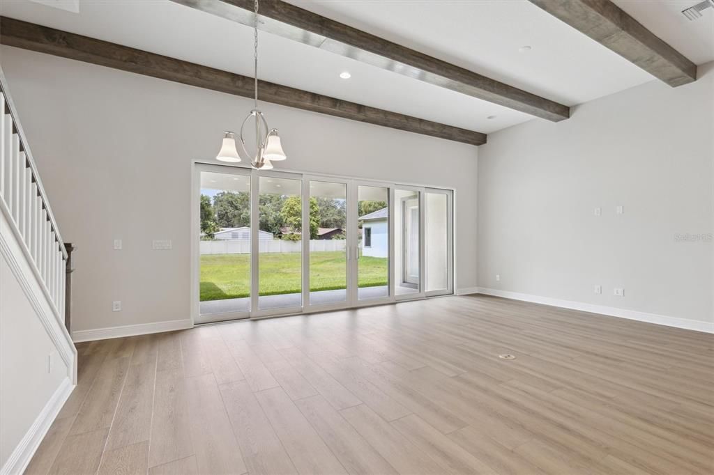 En Venta: $959,990 (5 camas, 4 baños, 3899 Pies cuadrados)