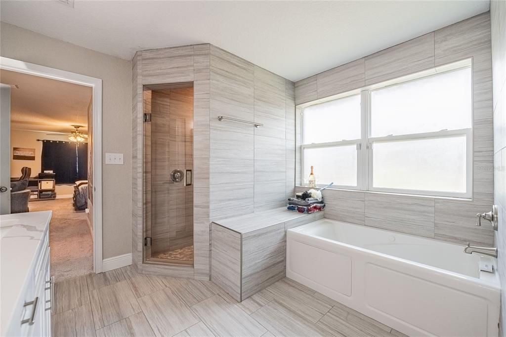 待售: $590,000 (4 贝兹, 2 浴室, 2700 平方英尺)