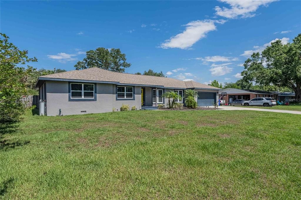 待售: $590,000 (4 贝兹, 2 浴室, 2700 平方英尺)