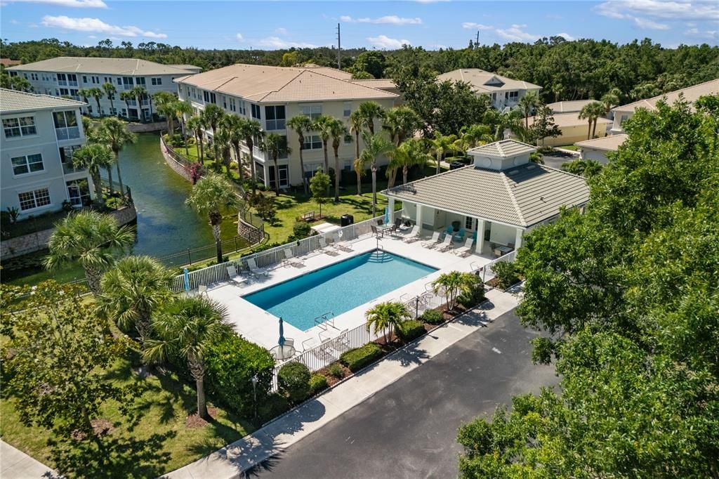 На продажу: $289,000 (2 спален, 2 ванн, 1334 Квадратных фут)