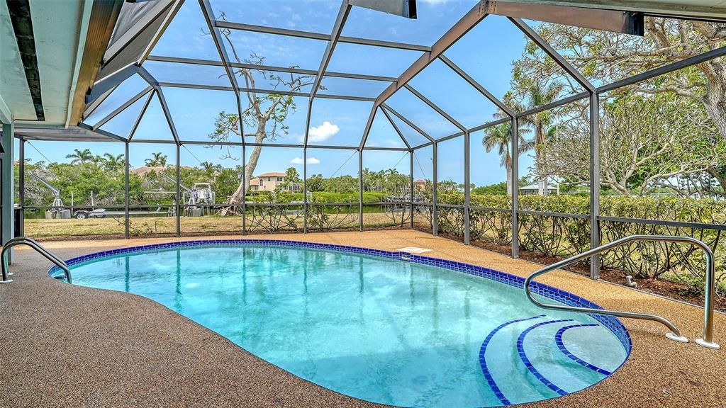 For Sale: $975,000 (4 beds, 2 baths, 1941 Square Feet)