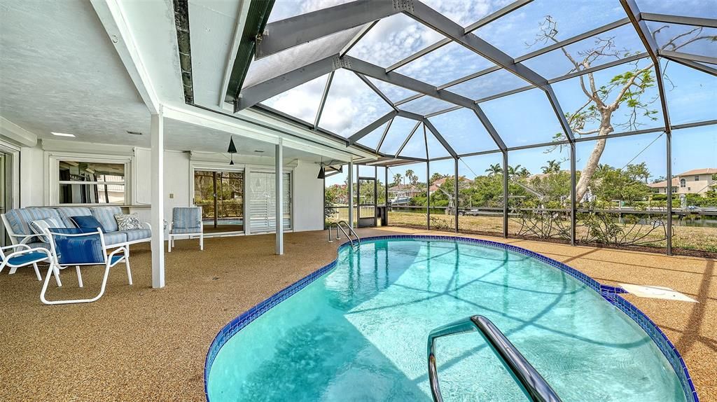 For Sale: $975,000 (4 beds, 2 baths, 1941 Square Feet)