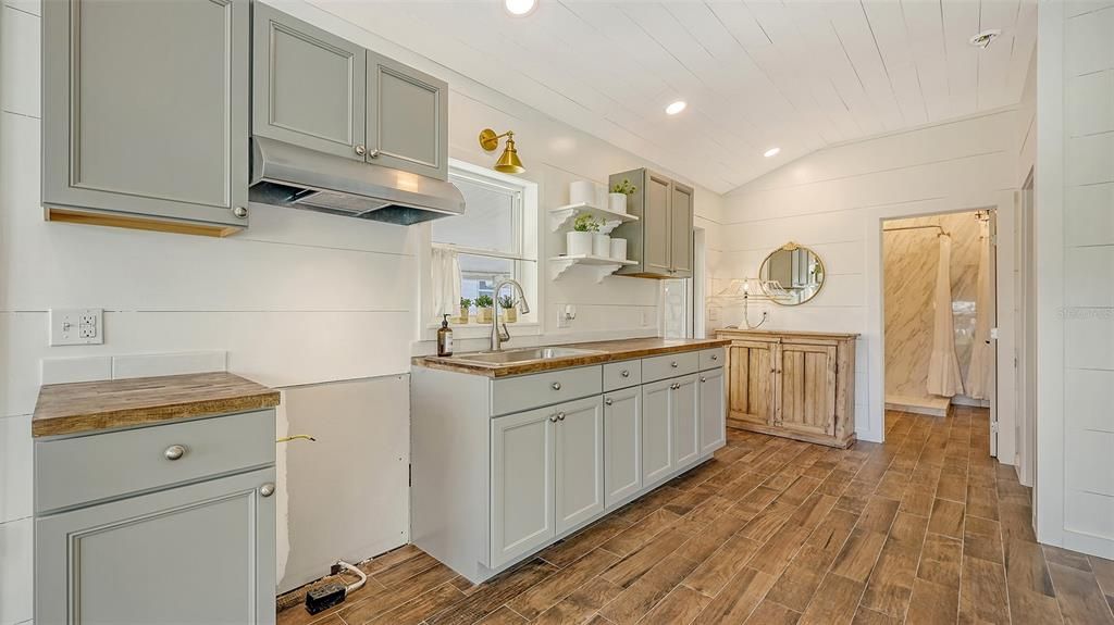 Activo con contrato: $169,000 (1 camas, 1 baños, 539 Pies cuadrados)