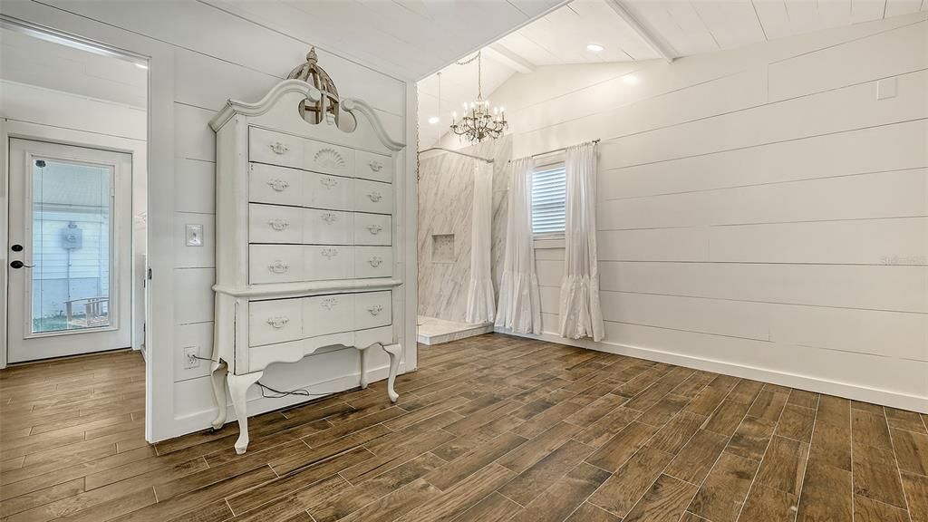 Activo con contrato: $169,000 (1 camas, 1 baños, 539 Pies cuadrados)