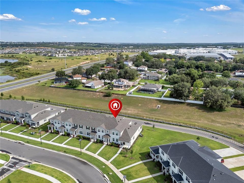 На продажу: $389,900 (3 спален, 2 ванн, 1664 Квадратных фут)