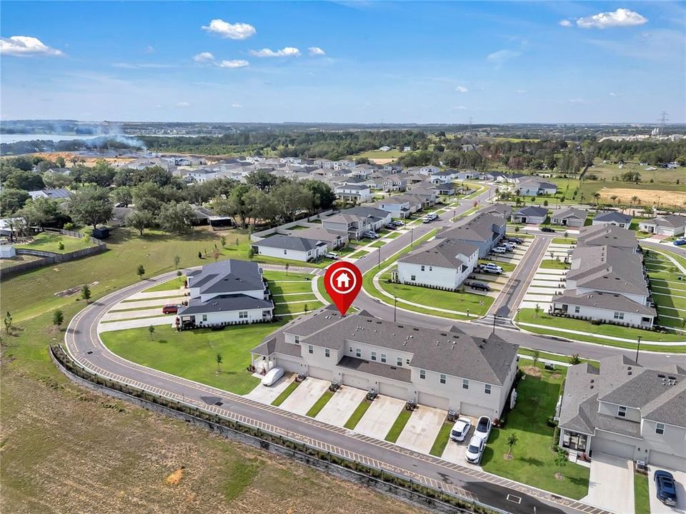 На продажу: $389,900 (3 спален, 2 ванн, 1664 Квадратных фут)