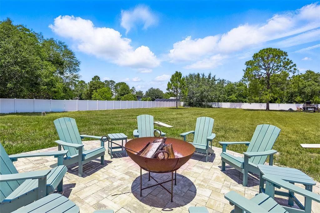 En Venta: $1,100,000 (5 camas, 4 baños, 3717 Pies cuadrados)