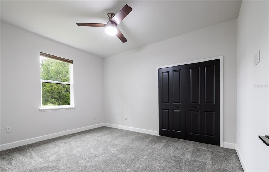 En Venta: $1,100,000 (5 camas, 4 baños, 3717 Pies cuadrados)