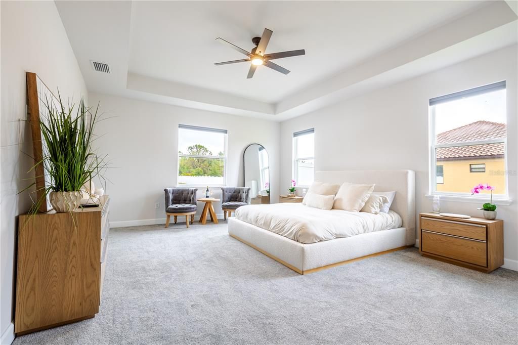 En Venta: $1,100,000 (5 camas, 4 baños, 3717 Pies cuadrados)