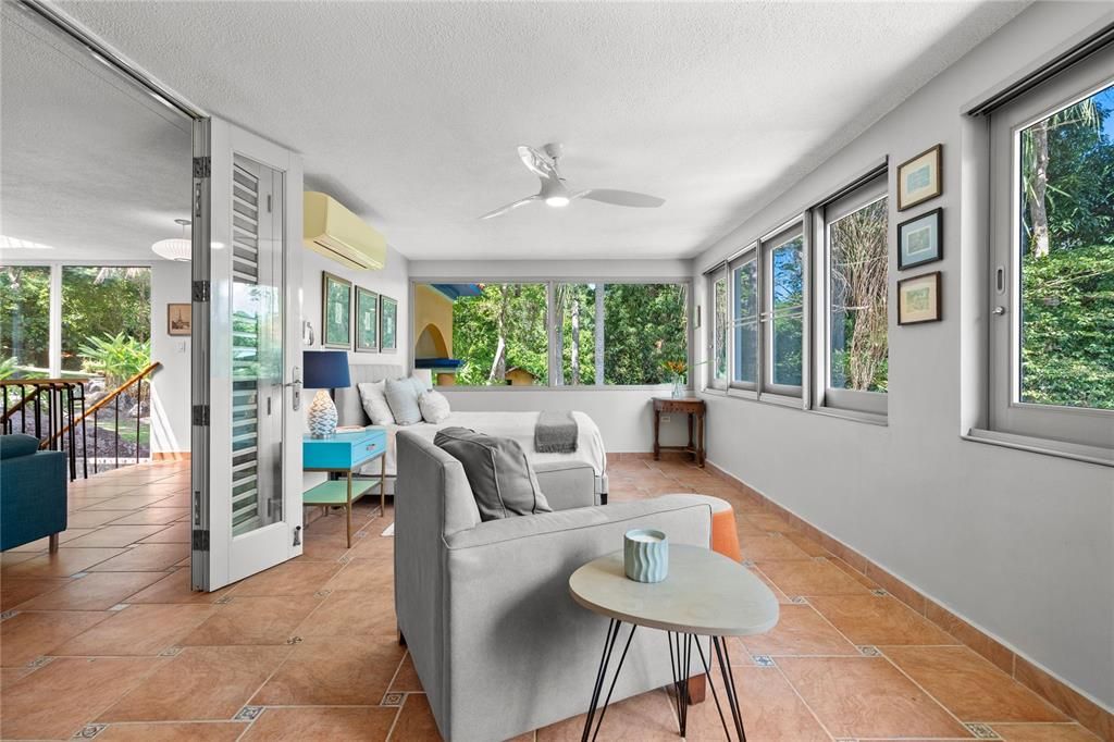 Active With Contract: $775,000 (3 beds, 3 baths, 3249 Square Feet)