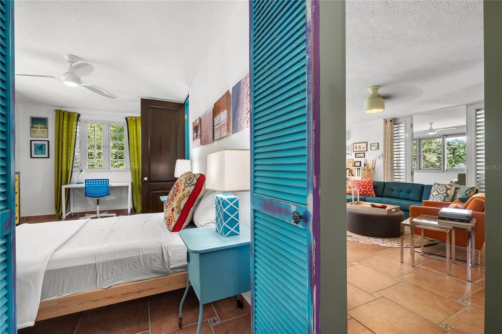 Active With Contract: $775,000 (3 beds, 3 baths, 3249 Square Feet)