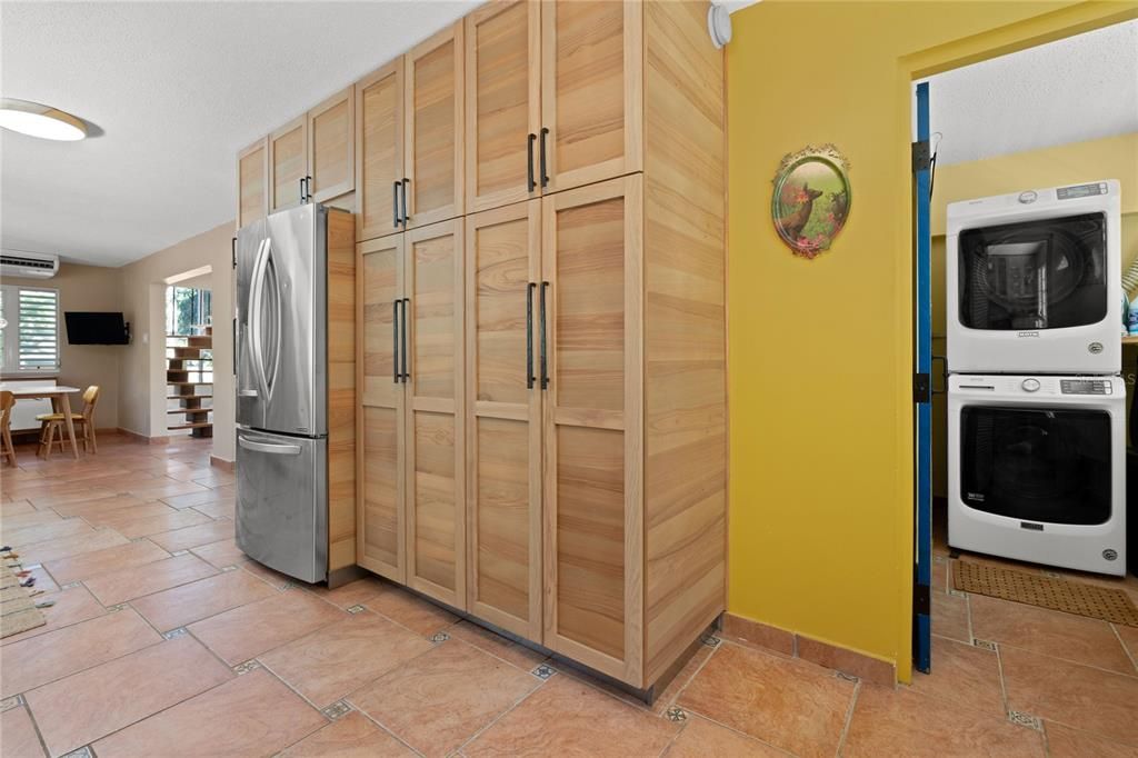 Active With Contract: $775,000 (3 beds, 3 baths, 3249 Square Feet)