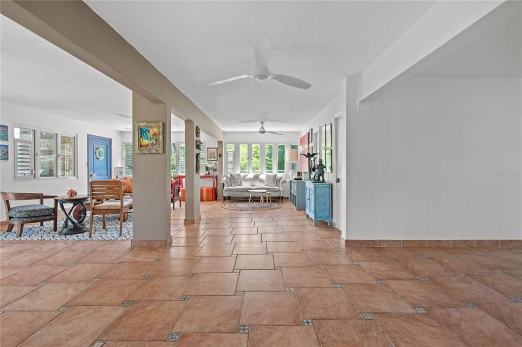 Active With Contract: $775,000 (3 beds, 3 baths, 3249 Square Feet)