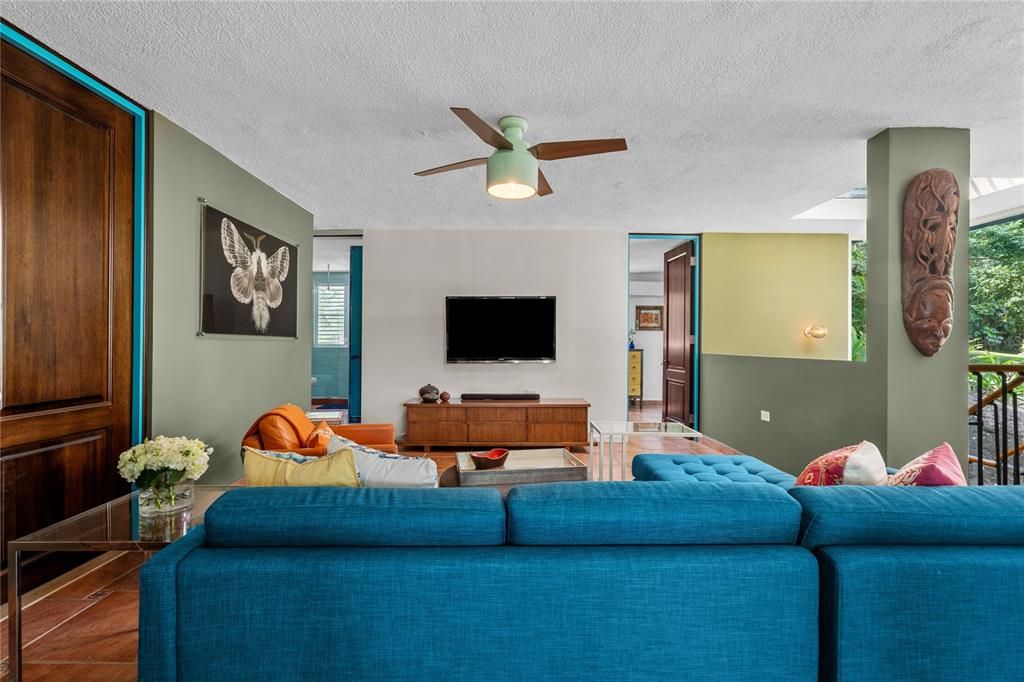 Active With Contract: $775,000 (3 beds, 3 baths, 3249 Square Feet)