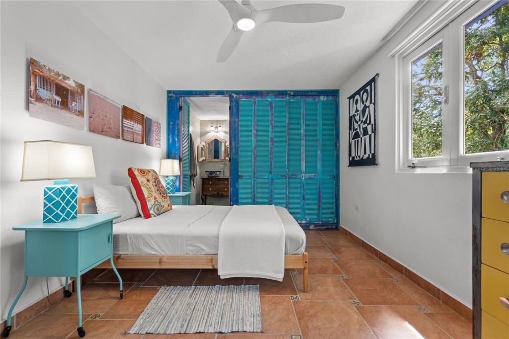 Active With Contract: $775,000 (3 beds, 3 baths, 3249 Square Feet)