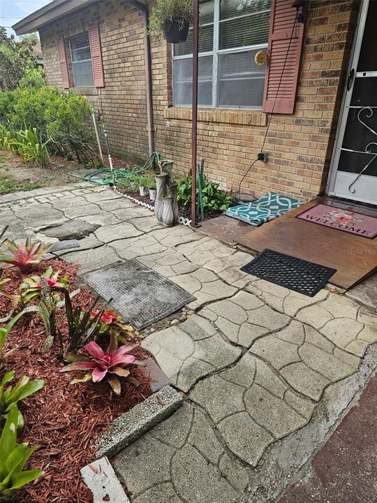 Activo con contrato: $185,000 (2 camas, 1 baños, 1044 Pies cuadrados)