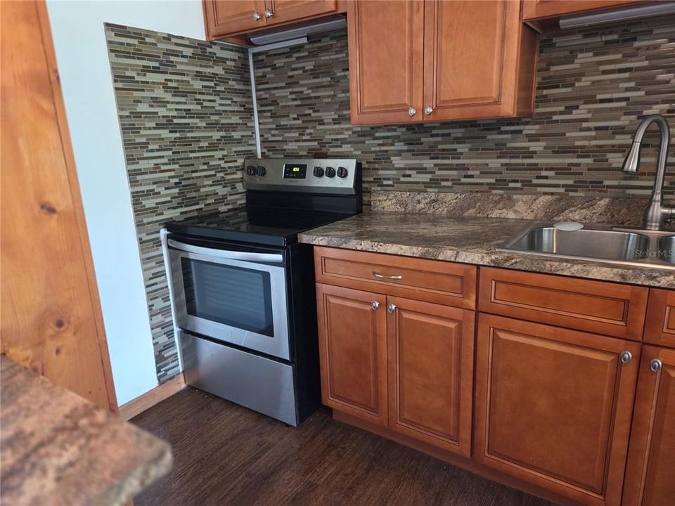 Activo con contrato: $185,000 (2 camas, 1 baños, 1044 Pies cuadrados)