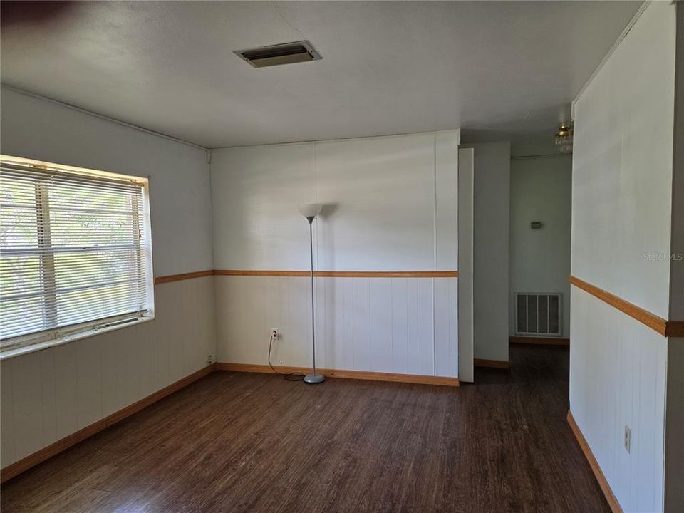 Activo con contrato: $185,000 (2 camas, 1 baños, 1044 Pies cuadrados)